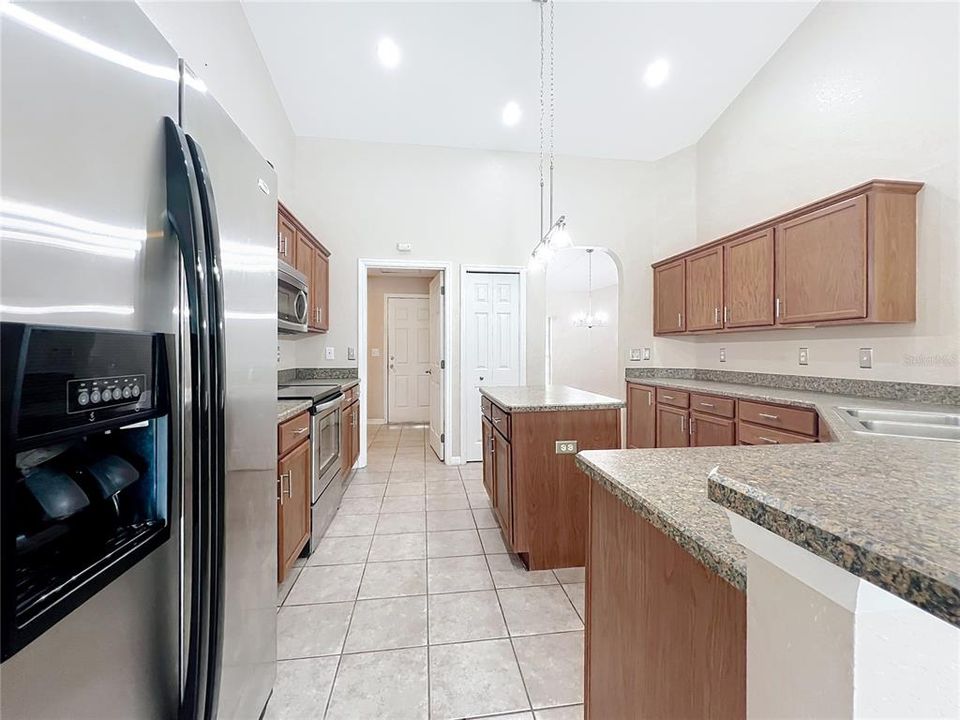 Active With Contract: $649,000 (3 beds, 2 baths, 2252 Square Feet)