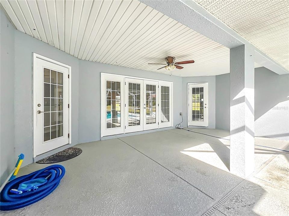 Active With Contract: $649,000 (3 beds, 2 baths, 2252 Square Feet)