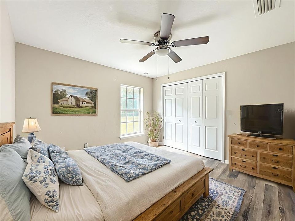 Active With Contract: $649,000 (3 beds, 2 baths, 2252 Square Feet)