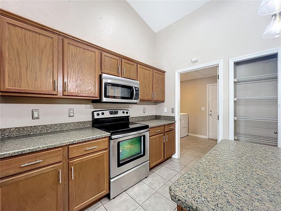 Active With Contract: $649,000 (3 beds, 2 baths, 2252 Square Feet)