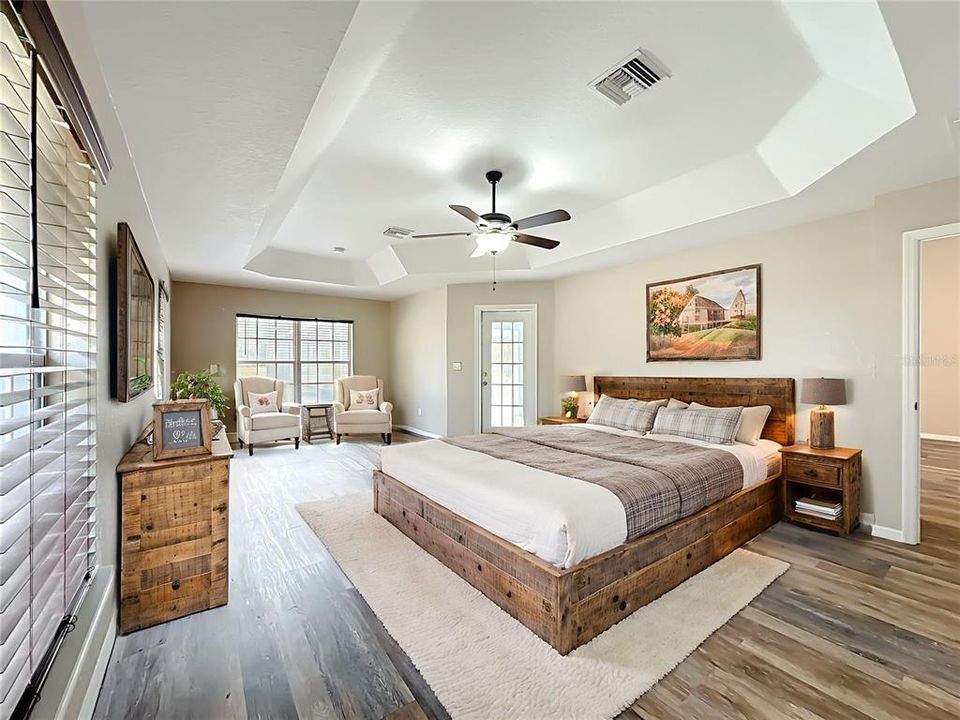 Active With Contract: $649,000 (3 beds, 2 baths, 2252 Square Feet)