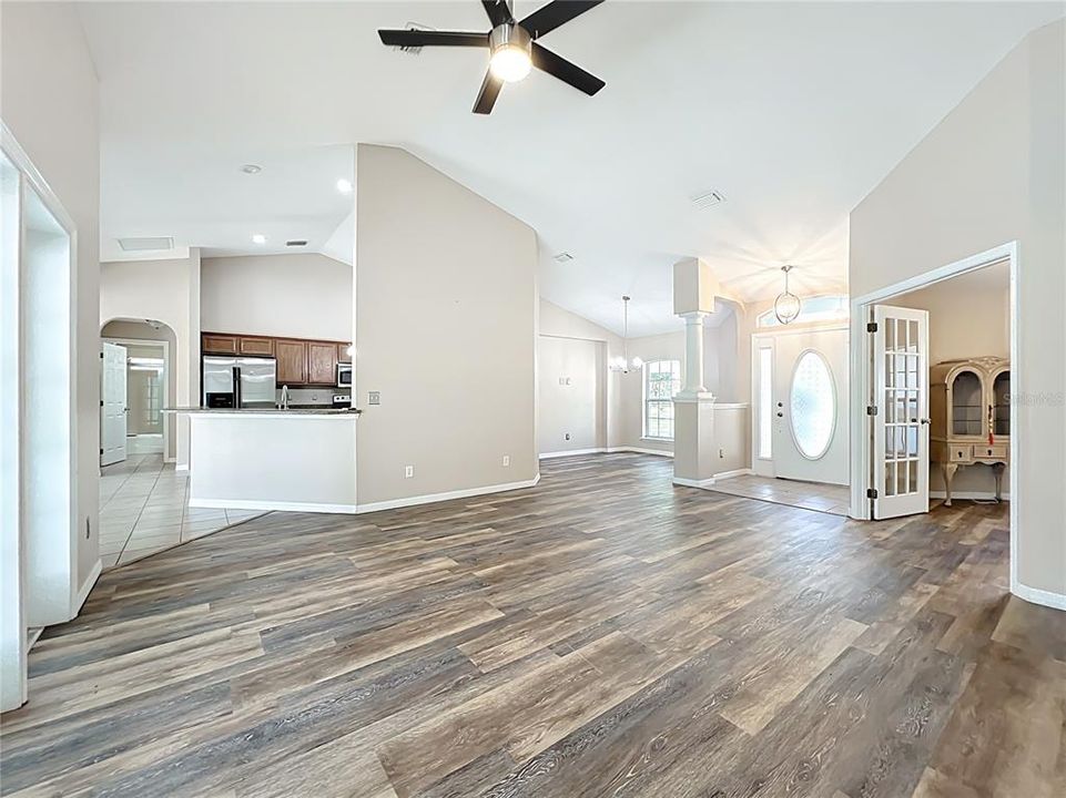Active With Contract: $649,000 (3 beds, 2 baths, 2252 Square Feet)