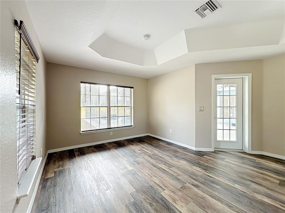 Active With Contract: $649,000 (3 beds, 2 baths, 2252 Square Feet)