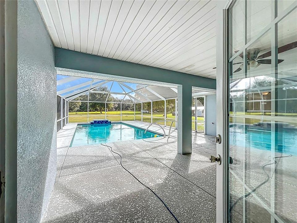 Active With Contract: $649,000 (3 beds, 2 baths, 2252 Square Feet)