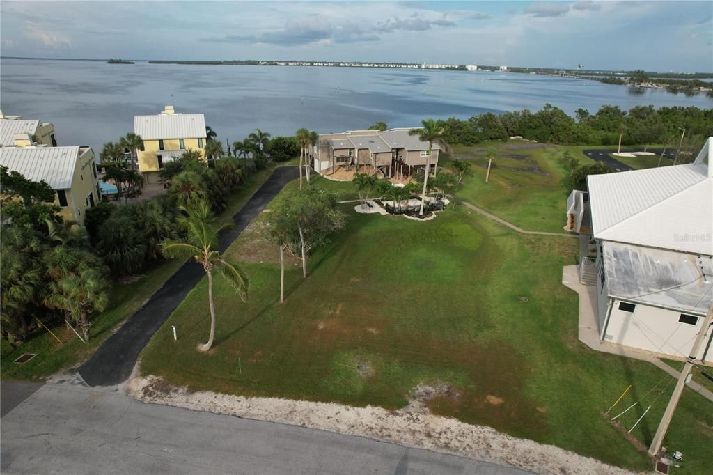 For Sale: $793,000 (0.17 acres)