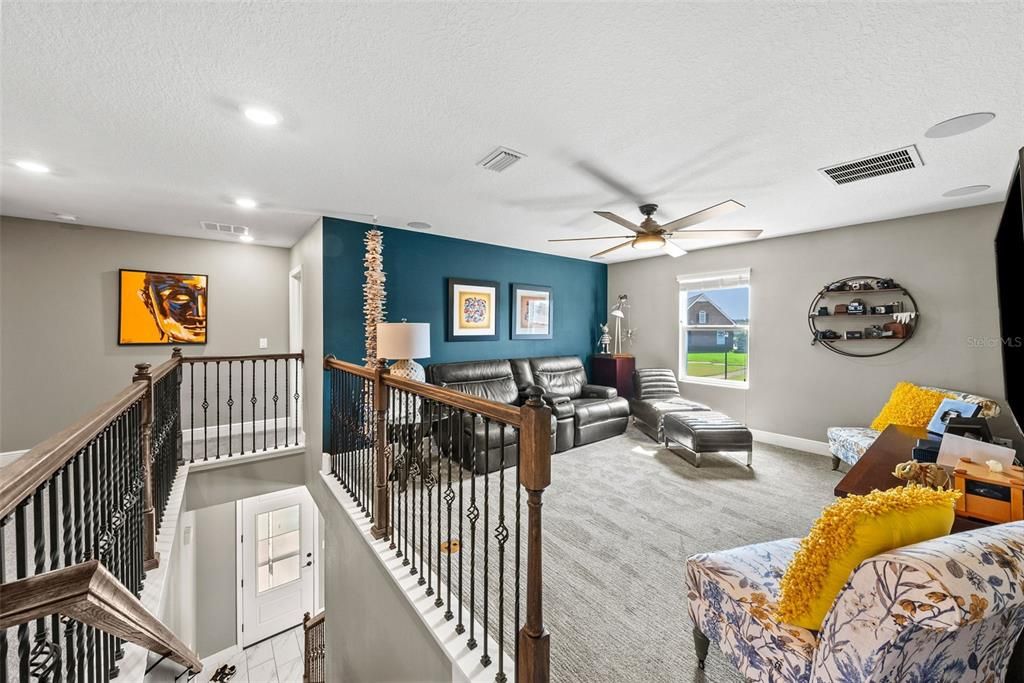 For Sale: $530,000 (4 beds, 2 baths, 2900 Square Feet)