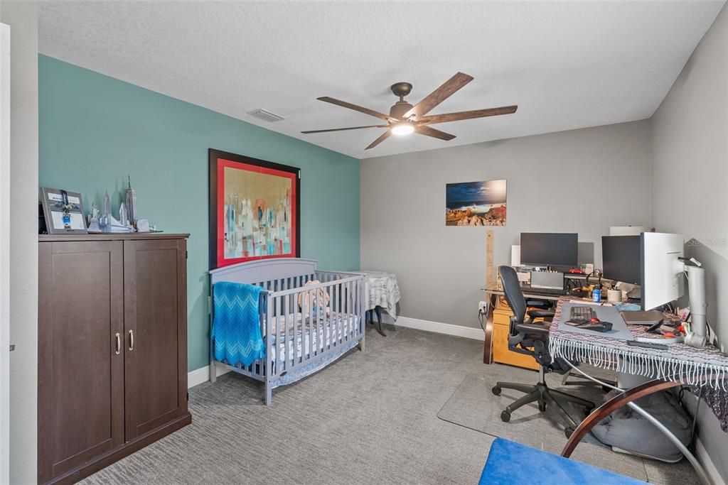 For Sale: $530,000 (4 beds, 2 baths, 2900 Square Feet)