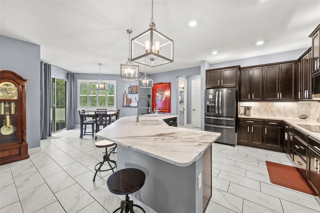 For Sale: $530,000 (4 beds, 2 baths, 2900 Square Feet)