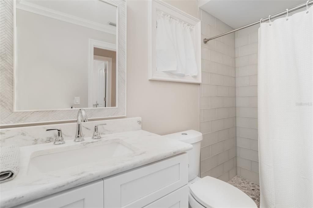 待售: $445,000 (3 贝兹, 2 浴室, 2233 平方英尺)