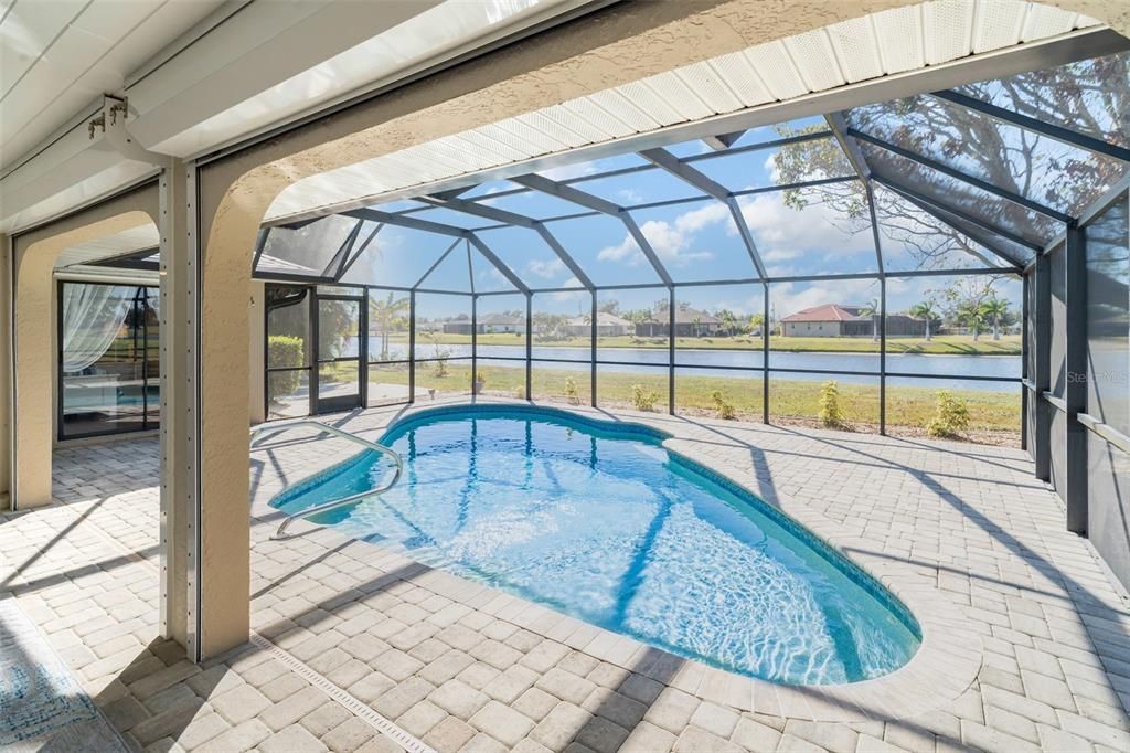 待售: $445,000 (3 贝兹, 2 浴室, 2233 平方英尺)