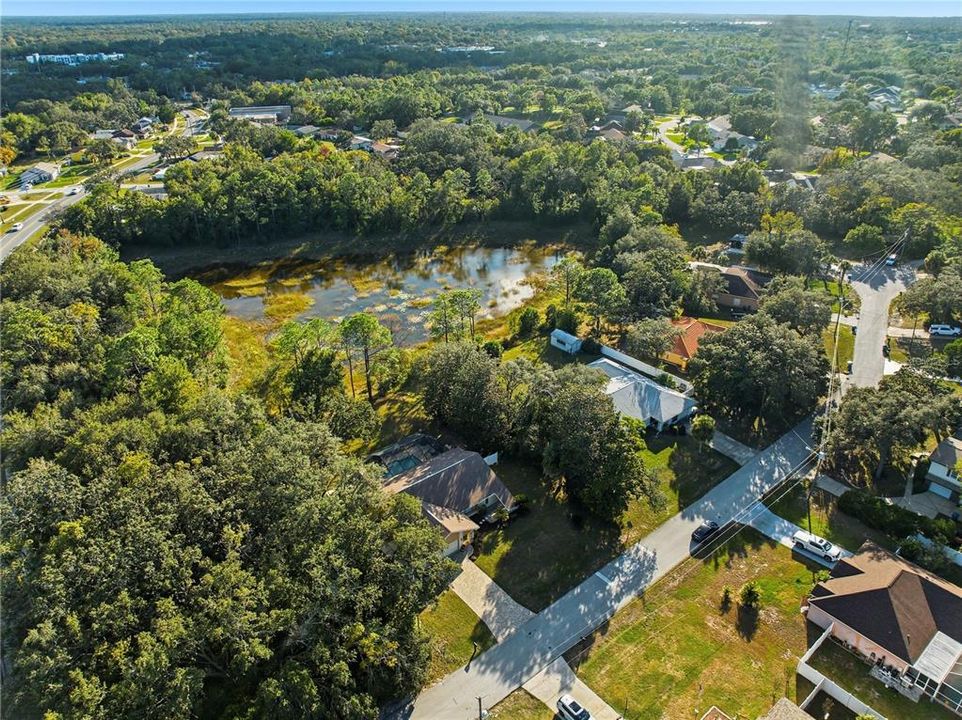 合同活跃: $349,900 (3 贝兹, 2 浴室, 1704 平方英尺)