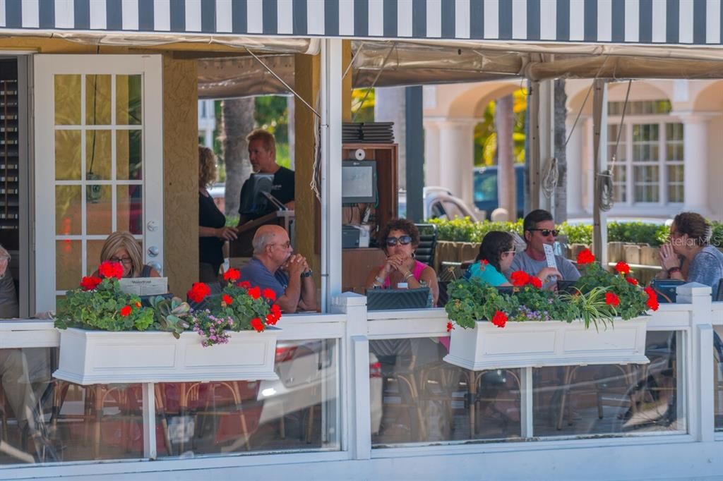 待售: $474,900 (2 贝兹, 2 浴室, 1439 平方英尺)