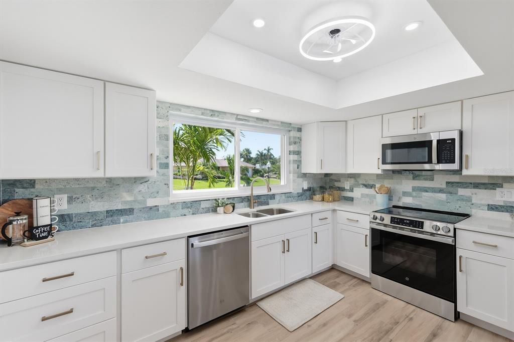 待售: $474,900 (2 贝兹, 2 浴室, 1439 平方英尺)