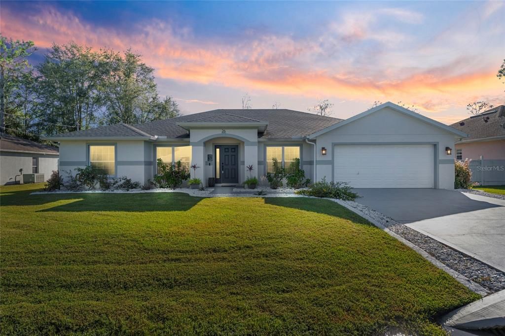 Recently Sold: $435,000 (4 beds, 3 baths, 2465 Square Feet)