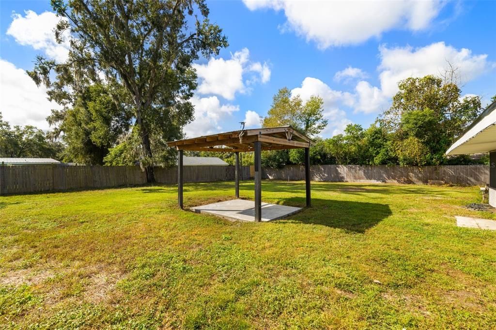 For Sale: $359,900 (3 beds, 2 baths, 1488 Square Feet)