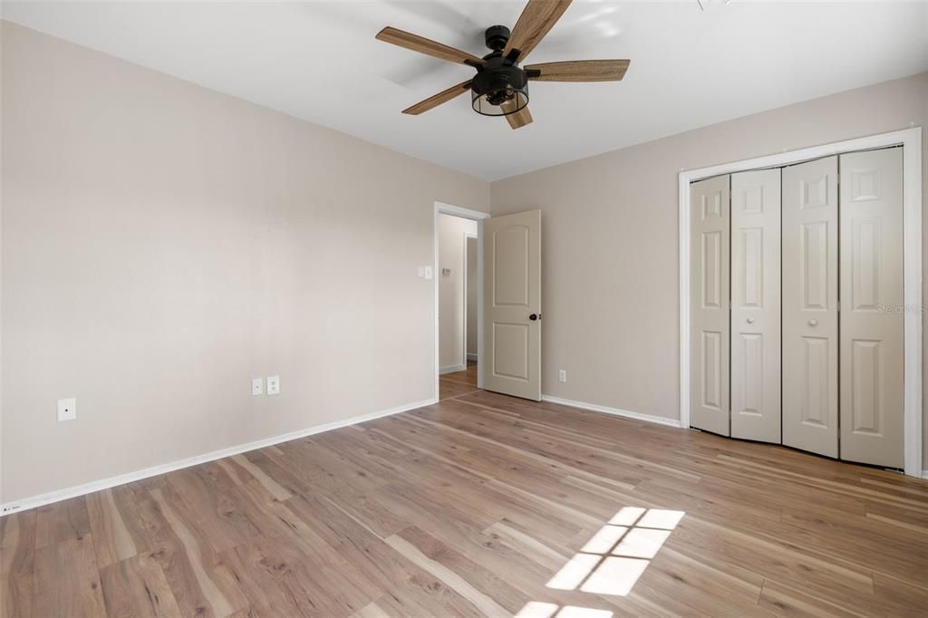 For Sale: $359,900 (3 beds, 2 baths, 1488 Square Feet)