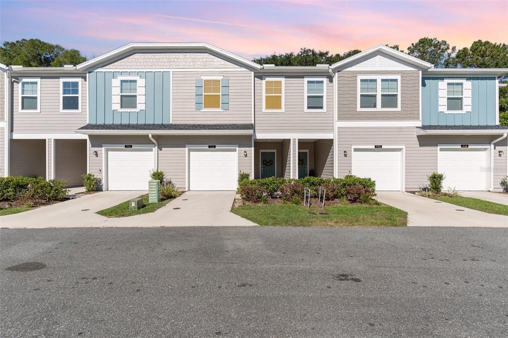 For Rent: $2,300 (3 beds, 2 baths, 1657 Square Feet)