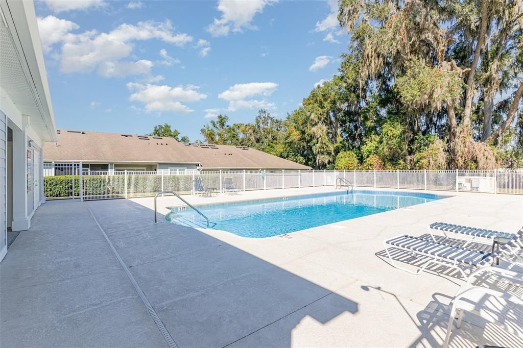 For Rent: $2,300 (3 beds, 2 baths, 1657 Square Feet)