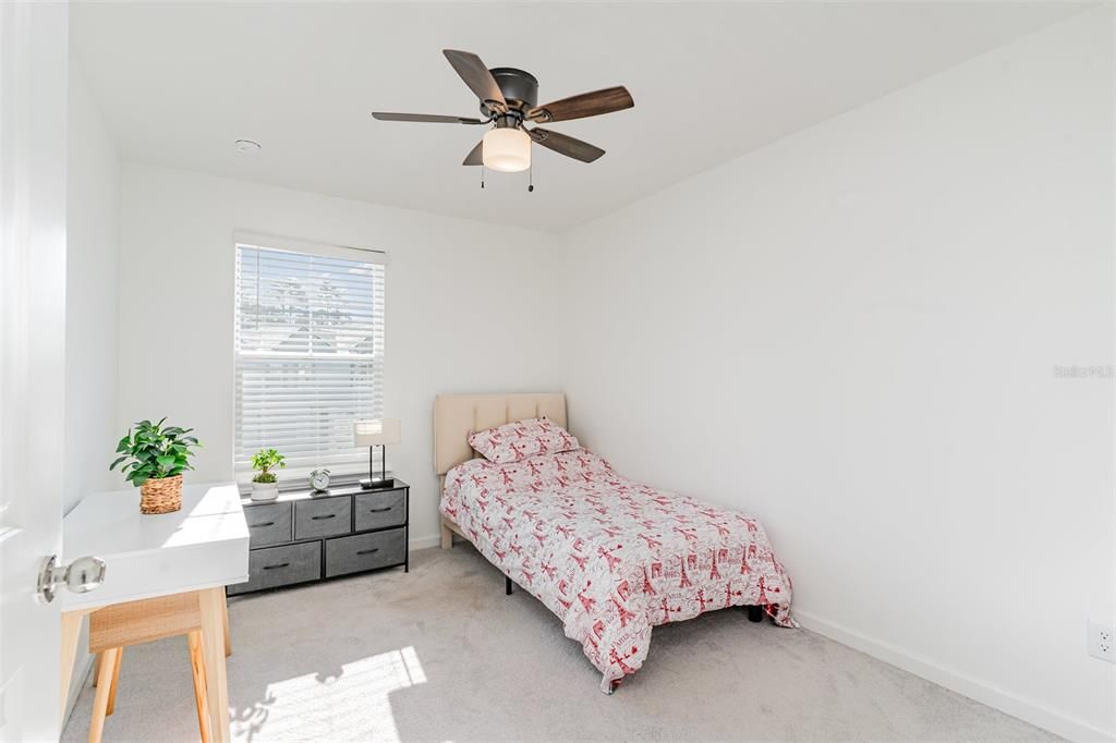 For Rent: $2,300 (3 beds, 2 baths, 1657 Square Feet)