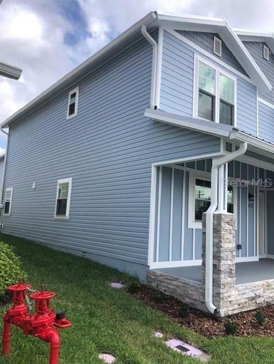 For Rent: $2,345 (3 beds, 2 baths, 1450 Square Feet)