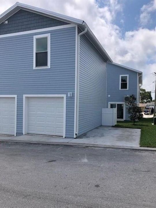 For Rent: $2,345 (3 beds, 2 baths, 1450 Square Feet)