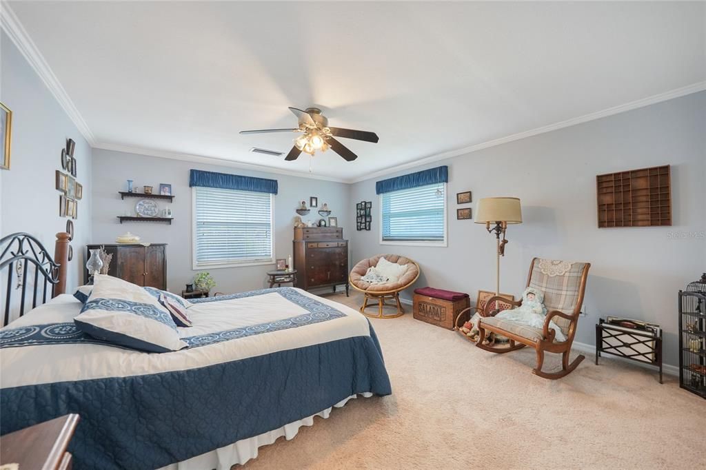 For Sale: $279,000 (2 beds, 2 baths, 1532 Square Feet)