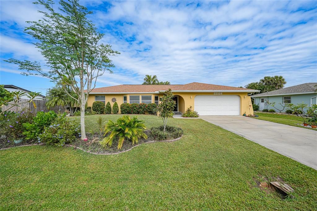 For Sale: $279,000 (2 beds, 2 baths, 1532 Square Feet)