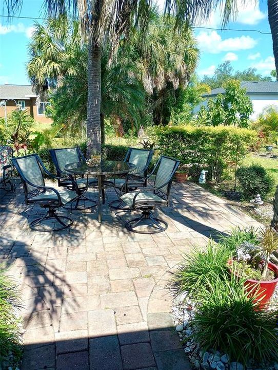 For Sale: $279,000 (2 beds, 2 baths, 1532 Square Feet)