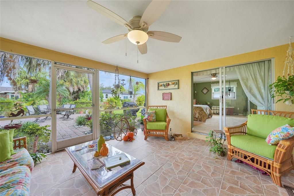 For Sale: $279,000 (2 beds, 2 baths, 1532 Square Feet)