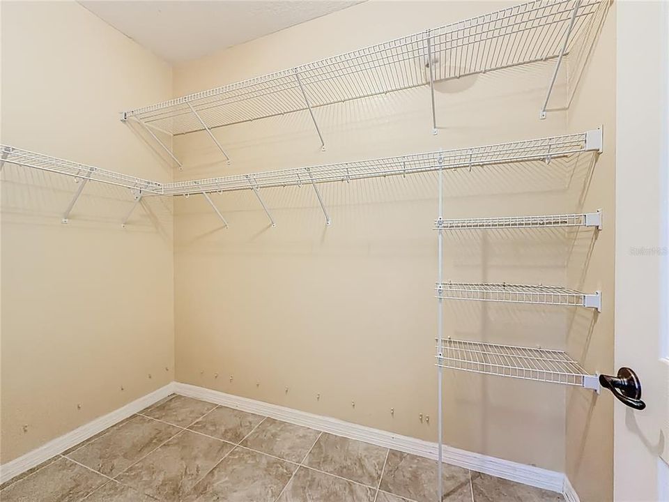 Active With Contract: $448,000 (4 beds, 3 baths, 2613 Square Feet)