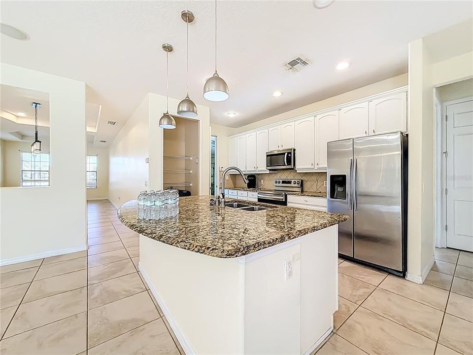 Active With Contract: $448,000 (4 beds, 3 baths, 2613 Square Feet)