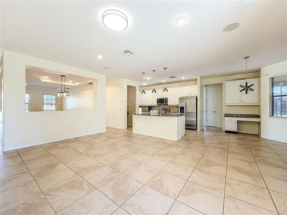 Active With Contract: $448,000 (4 beds, 3 baths, 2613 Square Feet)