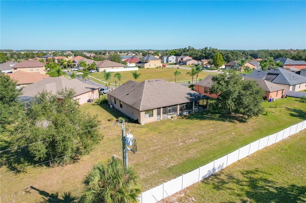 Active With Contract: $448,000 (4 beds, 3 baths, 2613 Square Feet)