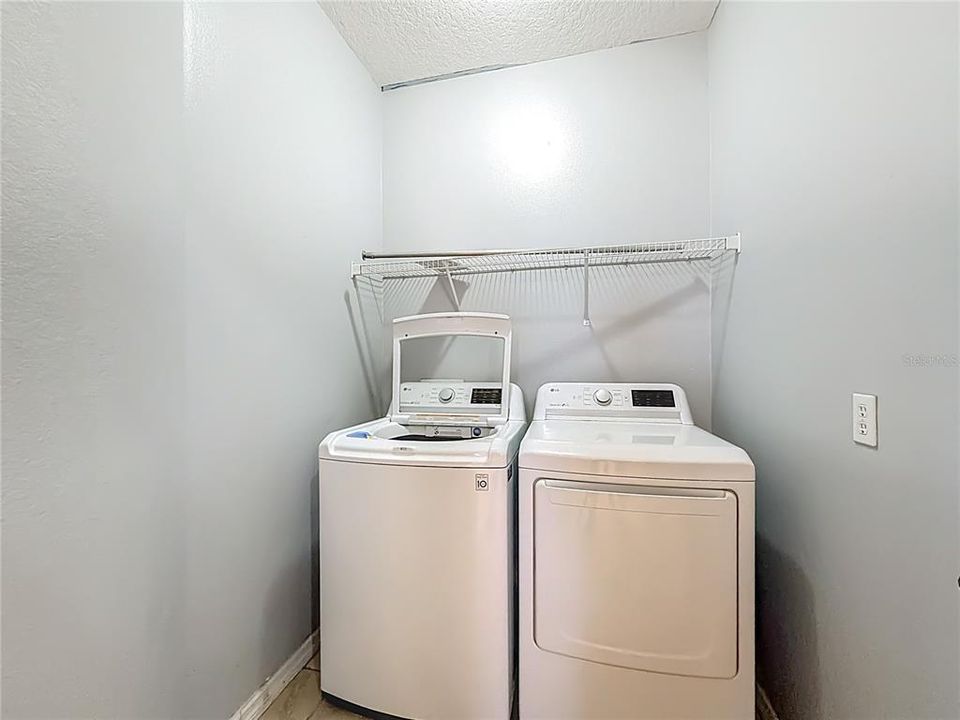 Active With Contract: $448,000 (4 beds, 3 baths, 2613 Square Feet)