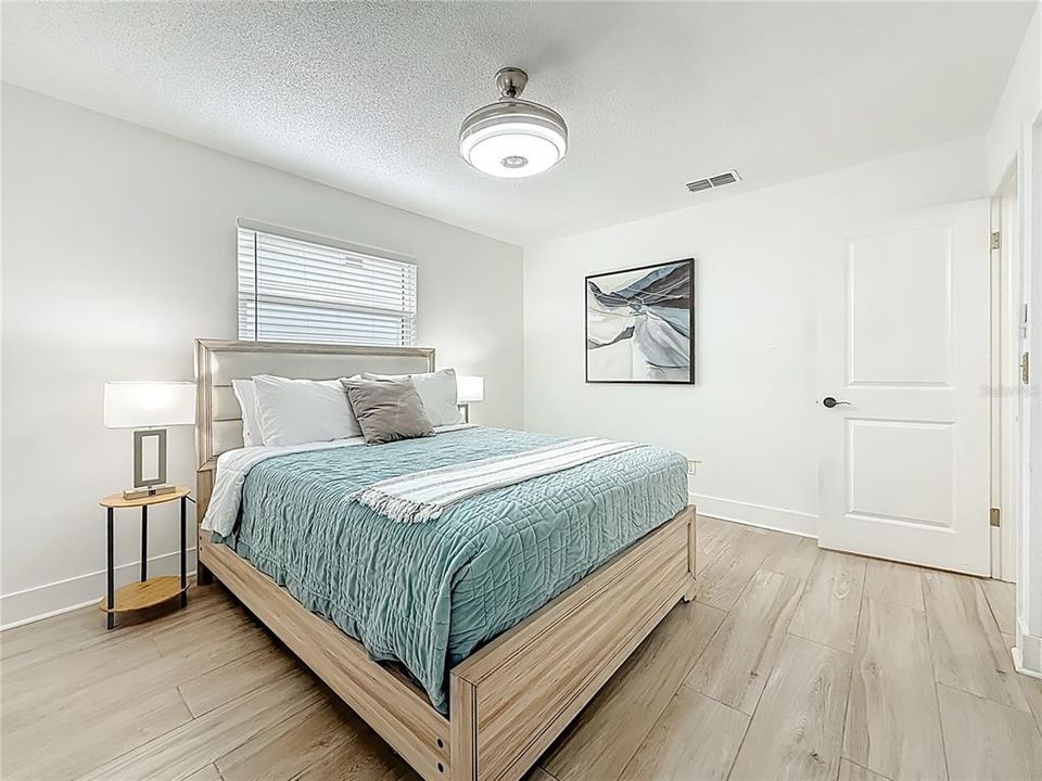 待售: $495,900 (2 贝兹, 2 浴室, 1520 平方英尺)