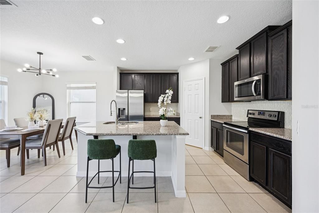 Active With Contract: $399,990 (4 beds, 2 baths, 1964 Square Feet)