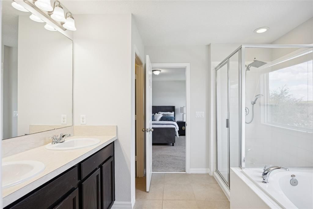 Active With Contract: $399,990 (4 beds, 2 baths, 1964 Square Feet)