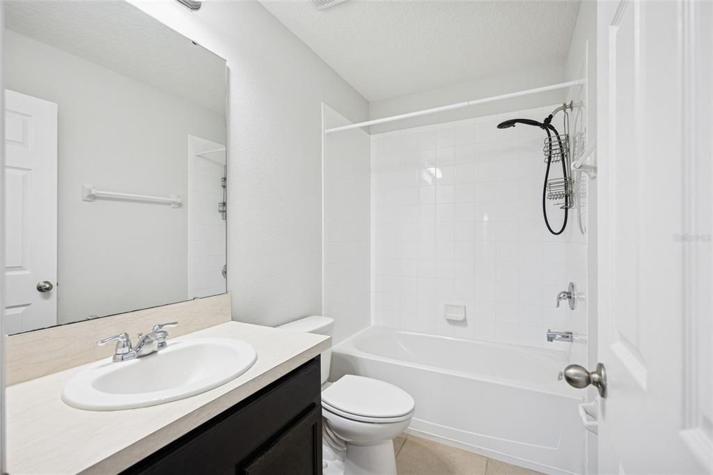 Active With Contract: $399,990 (4 beds, 2 baths, 1964 Square Feet)