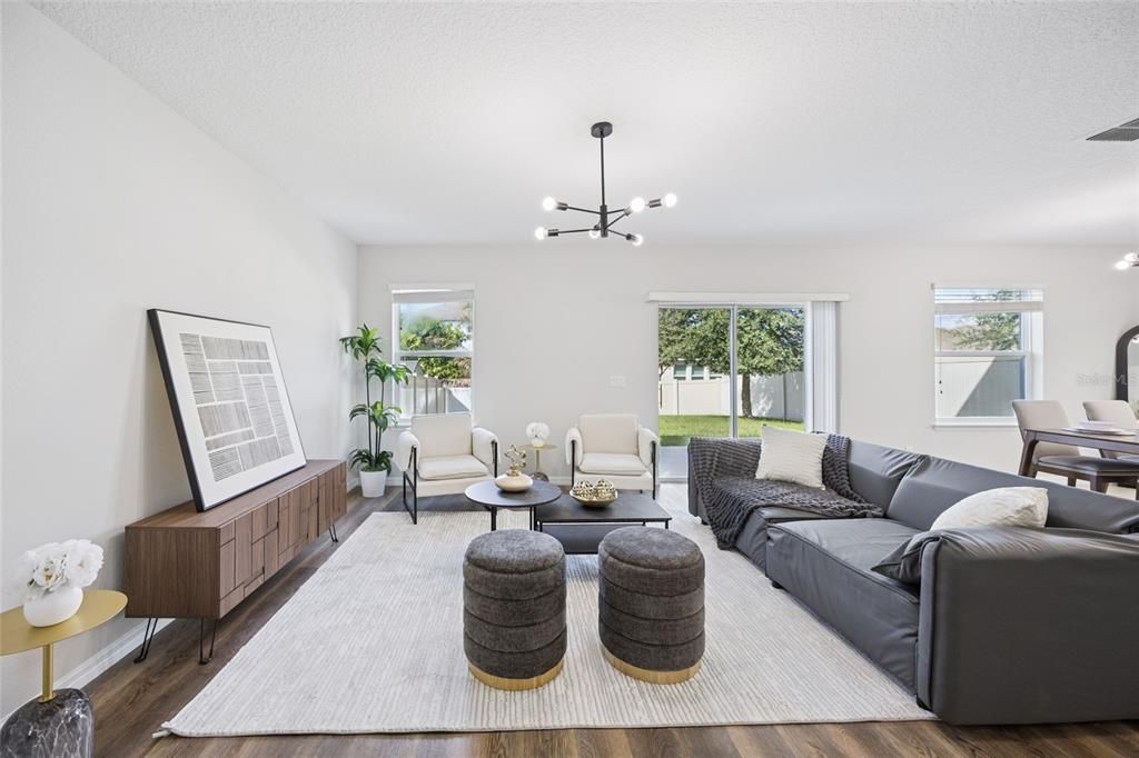 Active With Contract: $399,990 (4 beds, 2 baths, 1964 Square Feet)
