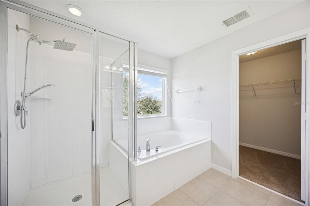 Active With Contract: $399,990 (4 beds, 2 baths, 1964 Square Feet)