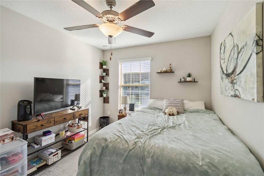 En Renta: $2,350 (3 camas, 2 baños, 1701 Pies cuadrados)