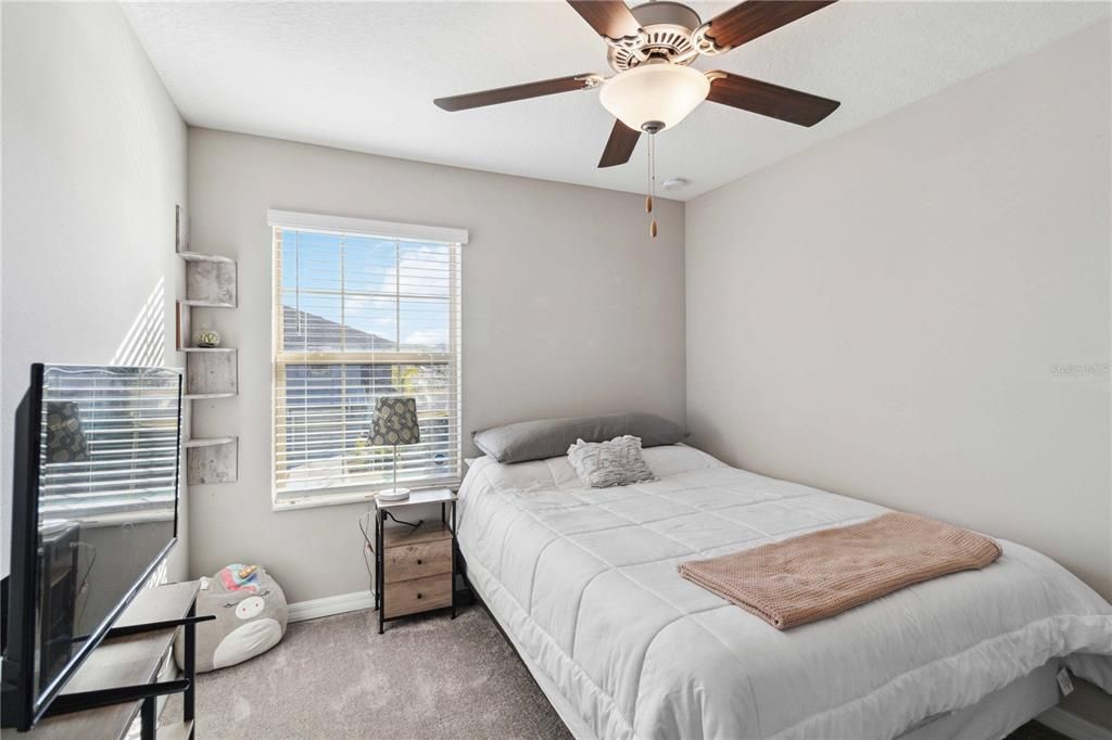 En Renta: $2,350 (3 camas, 2 baños, 1701 Pies cuadrados)