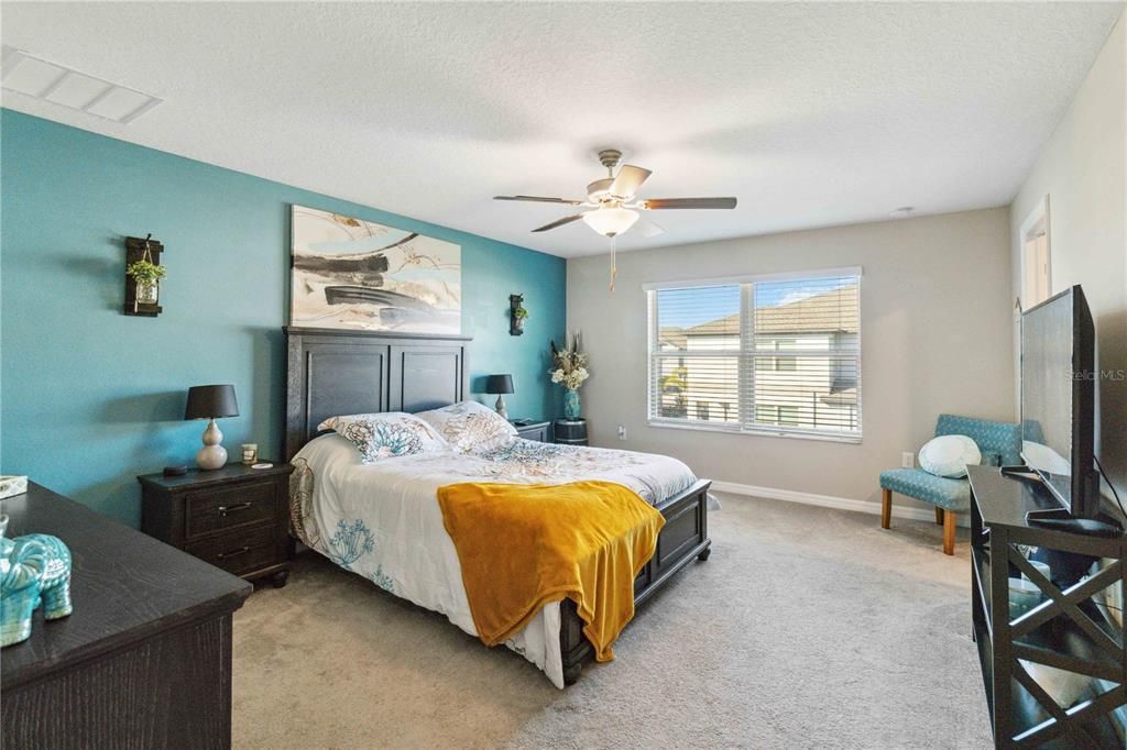 En Renta: $2,350 (3 camas, 2 baños, 1701 Pies cuadrados)