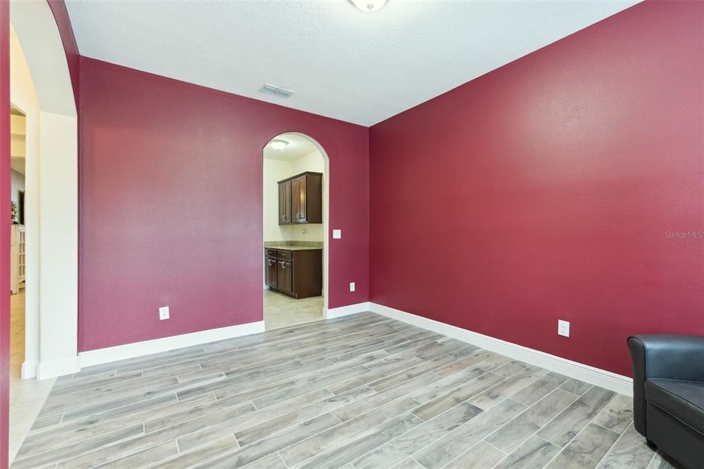 待售: $589,900 (4 贝兹, 3 浴室, 2816 平方英尺)