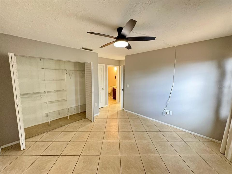 For Rent: $2,300 (3 beds, 2 baths, 1087 Square Feet)