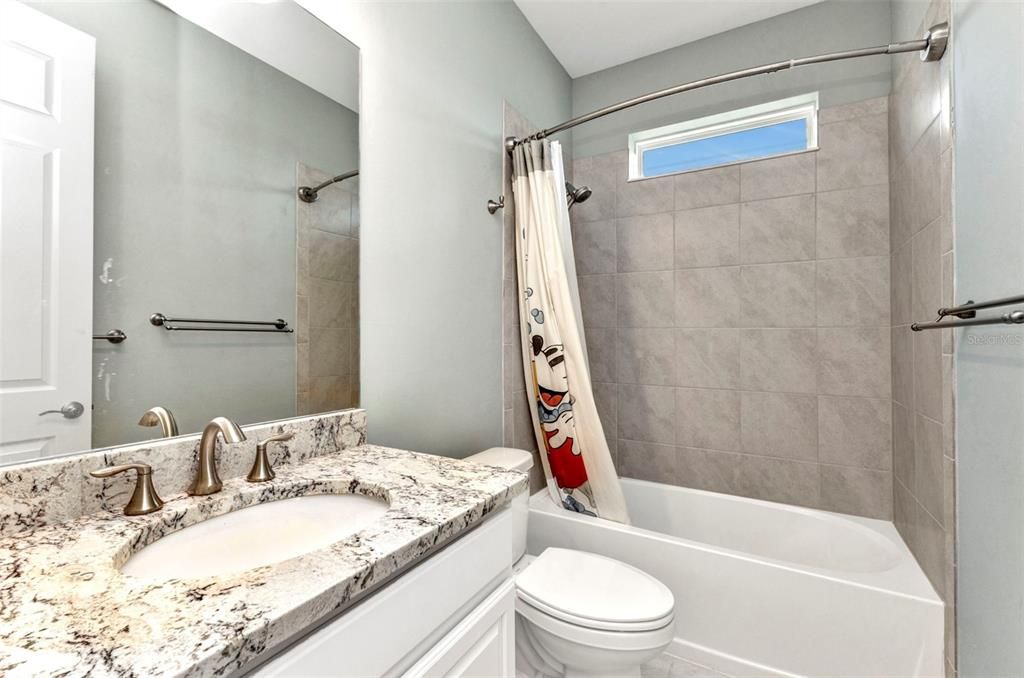 待售: $545,000 (4 贝兹, 3 浴室, 2365 平方英尺)