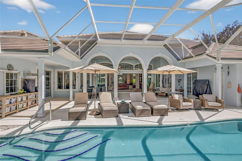 待售: $2,199,000 (4 贝兹, 4 浴室, 4652 平方英尺)