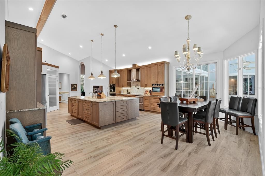 待售: $2,199,000 (4 贝兹, 4 浴室, 4652 平方英尺)