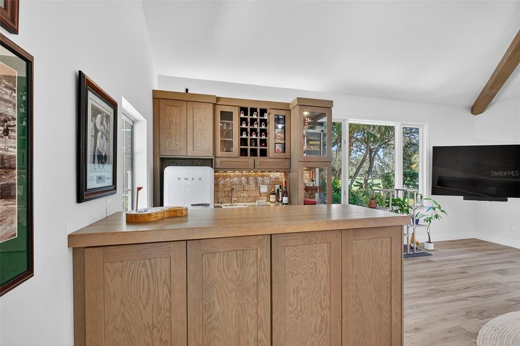 待售: $2,199,000 (4 贝兹, 4 浴室, 4652 平方英尺)