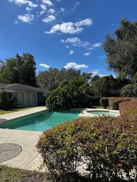 For Sale: $759,900 (4 beds, 2 baths, 3343 Square Feet)